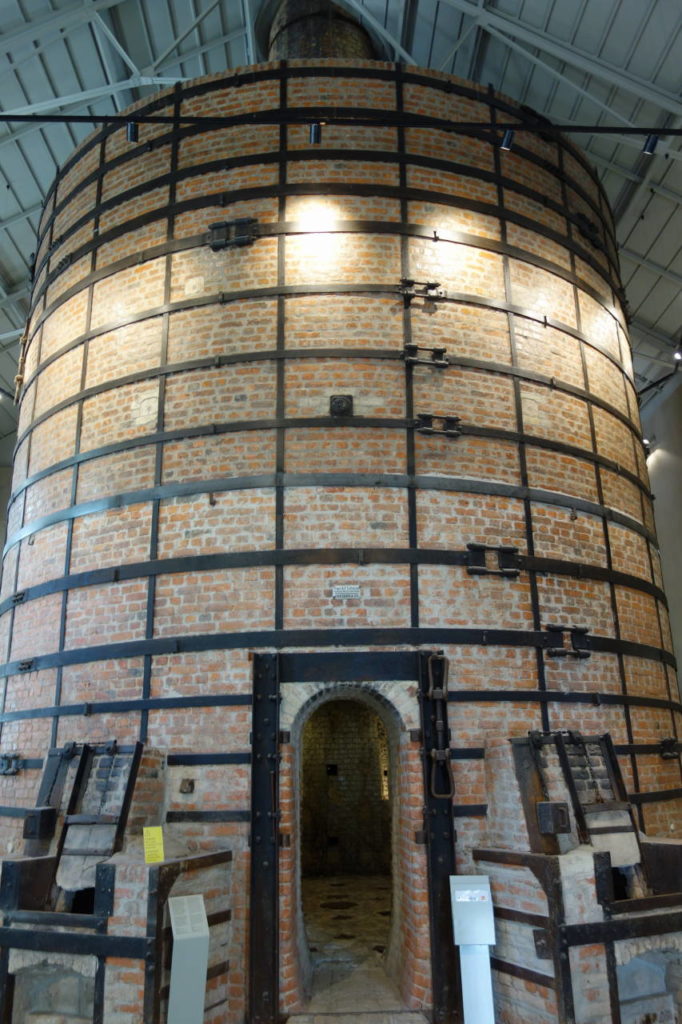 ヴィスタ・アレグレ（食器）ーVista Alegre | ポルトガルー地味な街の